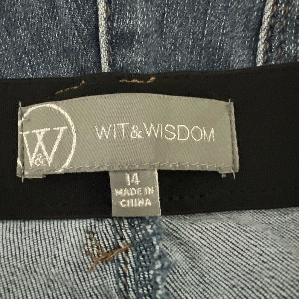 Wit and Wisdom Jeans #218 - Picture 5 of 5